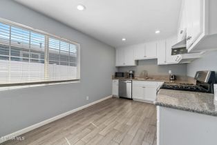 Single Family Residence, 789 Glen Oaks rd, Thousand Oaks, CA 91360 - 13