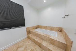 Single Family Residence, 22205 Ryan Ridge way, Woodland Hills, CA 91367 - 15