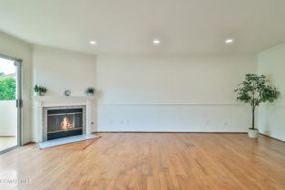 Condominium, 2711 Stearns st, Simi Valley, CA 93063 - 5