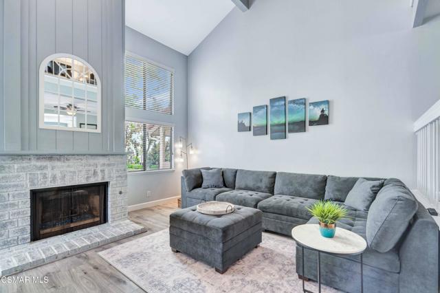 Condominium, 3318 Darby st, Simi Valley, CA 93063 - 1