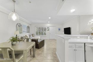 Condominium, 5200 Premiere Hills cir, Woodland Hills, CA 91364 - 13