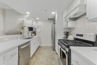 Condominium, 5200 Premiere Hills cir, Woodland Hills, CA 91364 - 15
