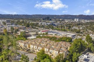 Condominium, 5200 Premiere Hills cir, Woodland Hills, CA 91364 - 34