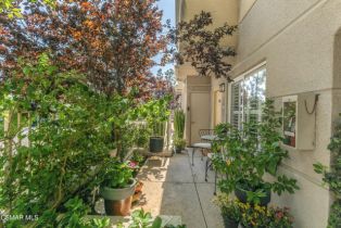 Condominium, 5200 Premiere Hills cir, Woodland Hills, CA 91364 - 4