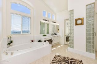 Single Family Residence, 6368 Ballantine pl, Oak Park, CA 91377 - 27