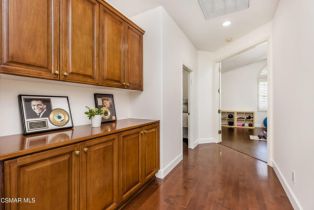 Single Family Residence, 6368 Ballantine pl, Oak Park, CA 91377 - 33