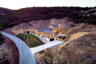 Single Family Residence, 385 Skyline dr, Thousand Oaks, CA 91361 - 32