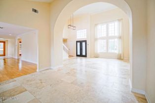 Single Family Residence, 2111 Peak pl, Thousand Oaks, CA 91362 - 11