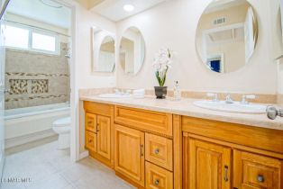 Single Family Residence, 2111 Peak pl, Thousand Oaks, CA 91362 - 39