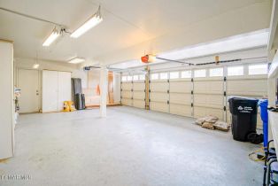 Single Family Residence, 2111 Peak pl, Thousand Oaks, CA 91362 - 56