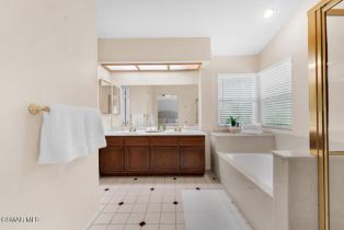 Single Family Residence, 645 Overlook rd, Simi Valley, CA 93065 - 21