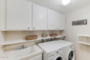 Single Family Residence, 13766 Bear Valley rd, Moorpark, CA 93021 - 17