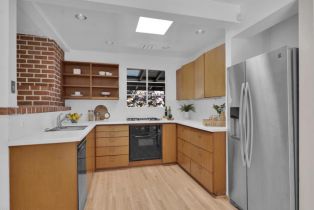 Single Family Residence, 13606 Oak Canyon ave, Sherman Oaks, CA 91423 - 12