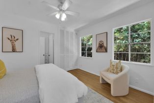 Single Family Residence, 13606 Oak Canyon ave, Sherman Oaks, CA 91423 - 32