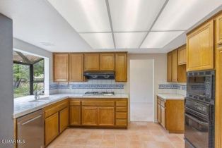 Single Family Residence, 4083 Gladhill st, Newbury Park, CA 91320 - 10