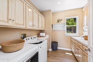 Single Family Residence, 1074 Deseo ave, Camarillo, CA 93010 - 32