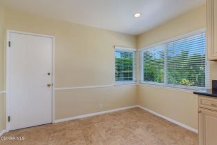 Single Family Residence, 1580 Dover ave, Thousand Oaks, CA 91360 - 11