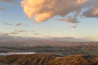 ,  Calle Hondanada, Thousand Oaks, CA 91360 - 28