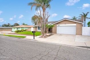 Single Family Residence, 2061 Bigelow ave, Simi Valley, CA 93065 - 10