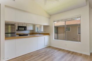 Condominium, 200 Oakleaf dr, Thousand Oaks, CA 91360 - 7