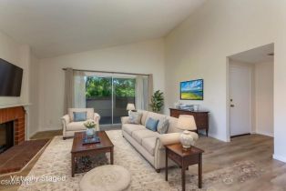 Condominium, 200 Oakleaf DR, Thousand Oaks, CA  Thousand Oaks, CA 91360