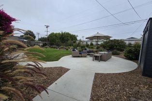 Single Family Residence, 1129 Burtonwood ave, Thousand Oaks, CA 91360 - 46