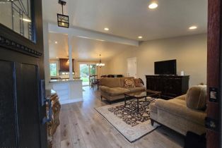 Single Family Residence, 1129 Burtonwood ave, Thousand Oaks, CA 91360 - 5