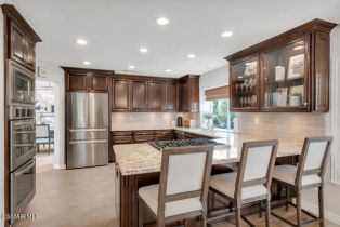 Single Family Residence, 360 Cliffhollow ct, Simi Valley, CA 93065 - 4