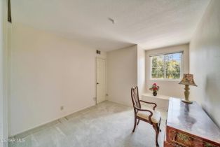 Single Family Residence, 6755 Oak Springs dr, Oak Park, CA 91377 - 19