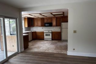 Single Family Residence, 2455 Castlemont ct, Simi Valley, CA 93063 - 8