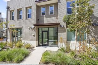 Condominium, 1290 E Thompson blvd, Ventura, CA 93001 - 4