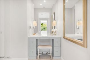 Single Family Residence, 5715 Calais ct, Calabasas, CA 91302 - 46