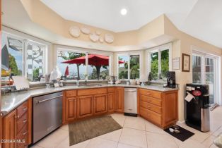 Single Family Residence, 1477 Calle Artigas, Thousand Oaks, CA 91360 - 11