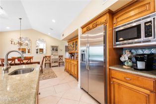 Single Family Residence, 1477 Calle Artigas, Thousand Oaks, CA 91360 - 12