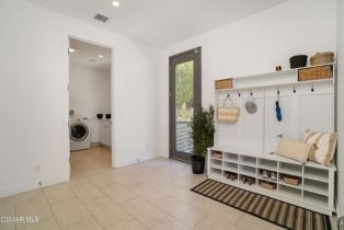 Single Family Residence, 19067 Sprague st, Tarzana, CA 91356 - 20