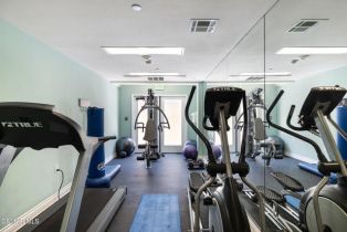 Condominium, 13200 Moorpark st, Sherman Oaks, CA 91423 - 25