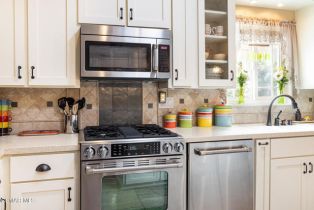 Single Family Residence, 2097 Swindon ave, Simi Valley, CA 93063 - 17