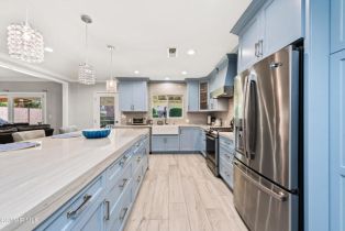 Single Family Residence, 10352 Eton ave, Chatsworth, CA 91311 - 8