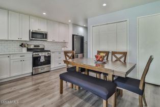Condominium, 14855 Campus Park dr, Moorpark, CA 93021 - 5