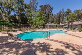 Single Family Residence, 1047 Windmill ln, Oak Park, CA 91377 - 13