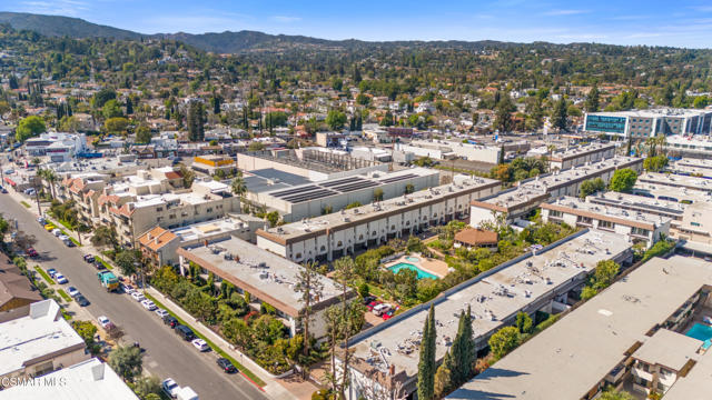 Condominium, 5228 Lindley ave, Encino, CA 91316 - 1