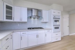 Single Family Residence, 331 Columbia rd, Thousand Oaks, CA 91360 - 3