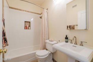 Single Family Residence, 219 Evergreen ct, Simi Valley, CA 93065 - 32