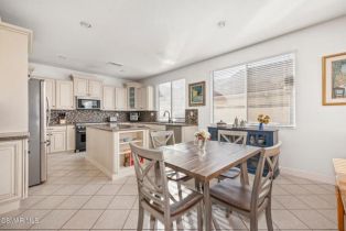 Single Family Residence, 1902 Winterdew ave, Simi Valley, CA 93065 - 11