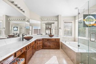 Single Family Residence, 1902 Winterdew ave, Simi Valley, CA 93065 - 14