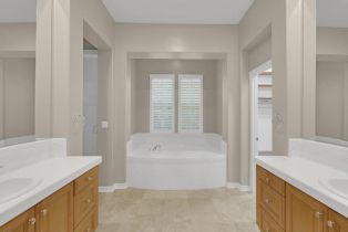 Single Family Residence, 1048 Via Adorna, Newbury Park, CA 91320 - 37