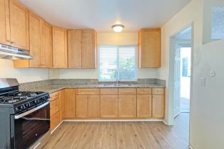 Single Family Residence, 2467 Invar ct, Simi Valley, CA 93065 - 9