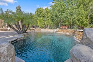 Single Family Residence, 758 Camino Dos Rios, Thousand Oaks, CA 91360 - 24