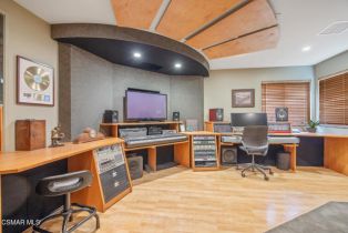 Single Family Residence, 758 Camino Dos Rios, Thousand Oaks, CA 91360 - 29