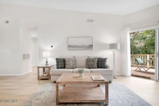 Condominium, 5744 Oak Bend ln, Oak Park, CA 91377 - 5